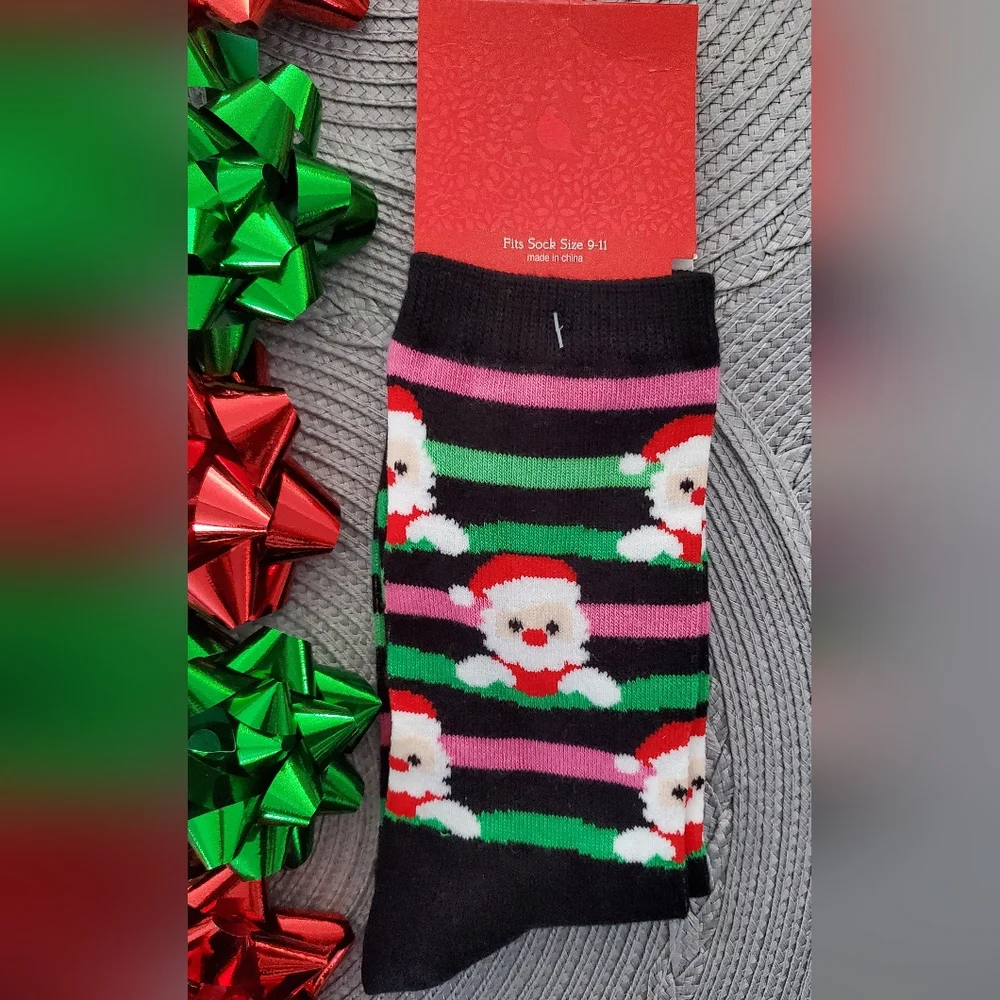 🎄NWT Christmas Socks - Set‎ of 2